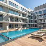 Stunning 1Br At Prime Views Meydan By Deluxe Holiday Homes
